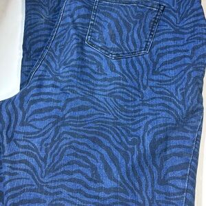 Ashley Stewart Women's Blue and Black Zebra Jeans Sz 20
